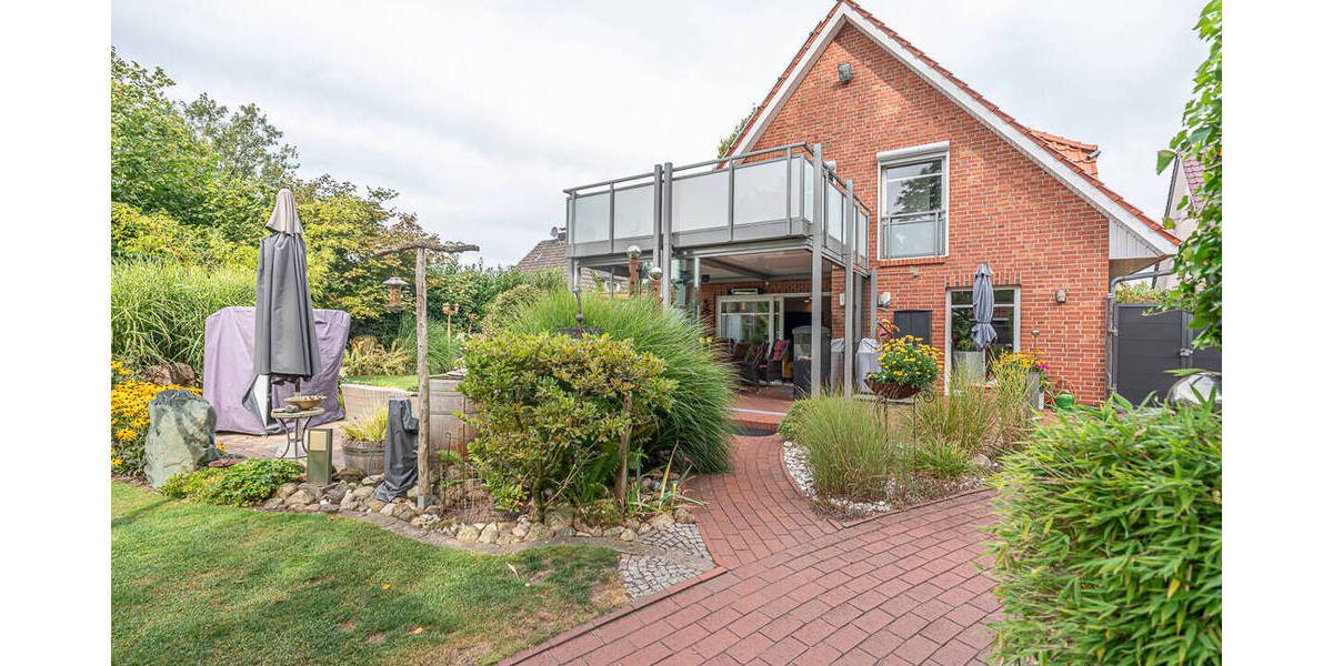 Einfamilienhaus Westerstede - 1 Zimmer, 363 m&sup2;, 995.000&euro; | Angebot:25700106