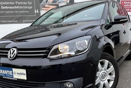 VW Touran 104.500 km 12.695 &euro; Ettenheim 77955
