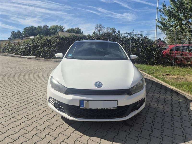 VW Scirocco 102.000 km 9.990 € Solingen 42719