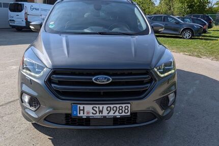 Ford Kuga 51.000 km 17.200 &euro; Neustadt 31535