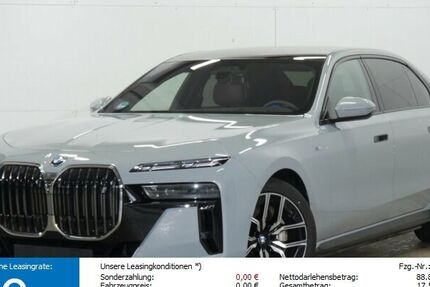 BMW i7 23.900 km 88.730 &euro; Paderborn 33100