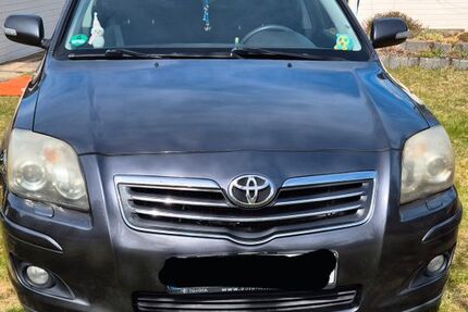 Toyota Avensis 240.772 km 4.000 &euro; Hennigsdorf 16761