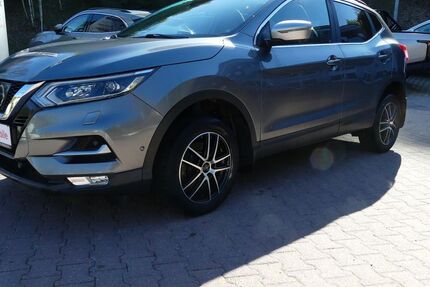 Nissan Qashqai 93.400 km 13.490 &euro; Schneeberg 08289