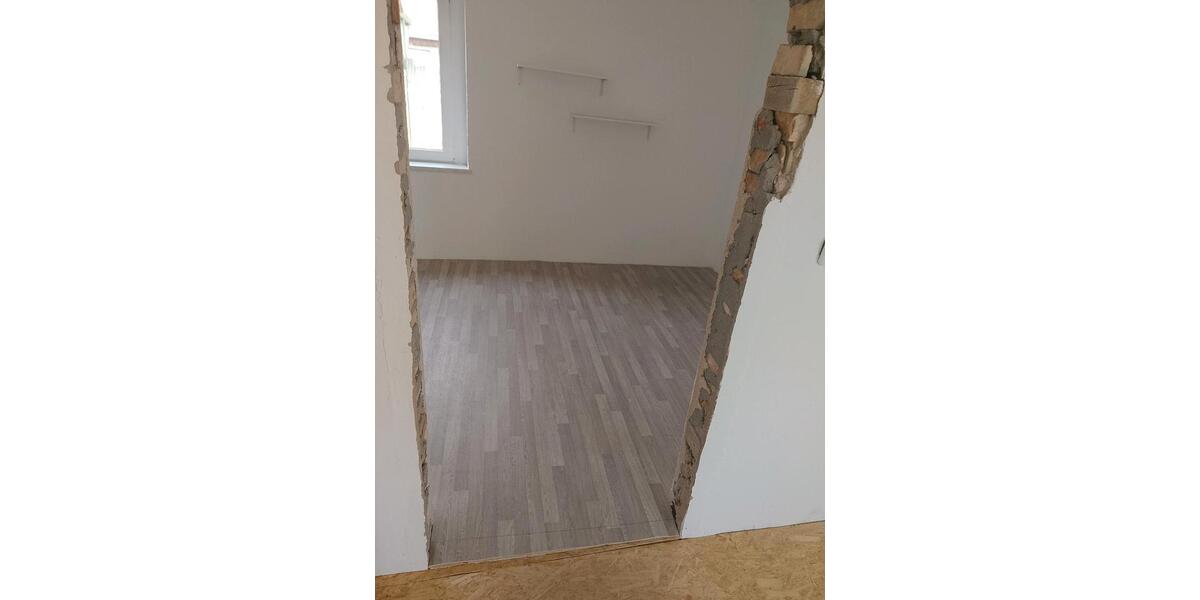 Einfamilienhaus Seegebiet Mansfelder Land - 7 Zimmer, 200 m&sup2;, 83.000&euro; | Angebot:26657379