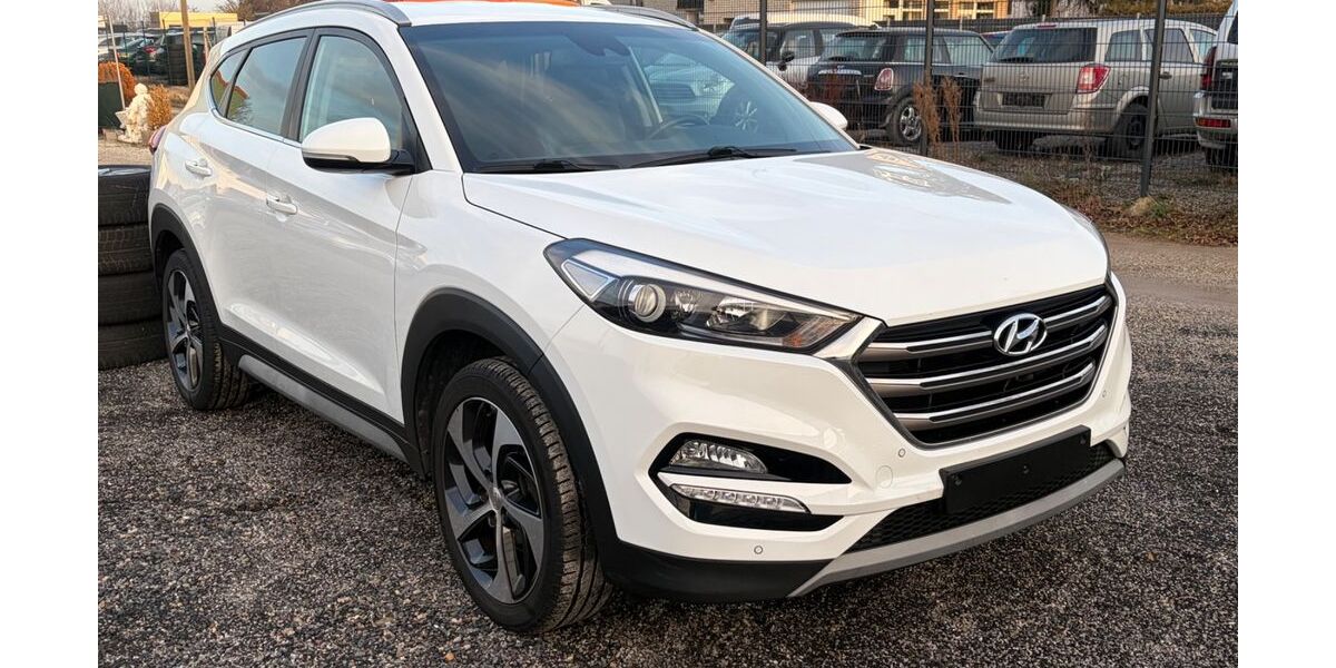 Hyundai TUCSON 166.000 km 10.980 &euro; Düren 52351