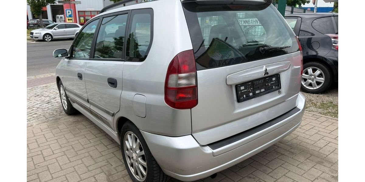Mitsubishi Space Star 323.000 km 1.490 &euro; Berlin Weißensee-Pankow 13086