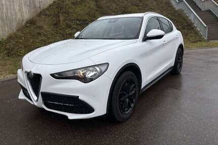 Alfa Romeo Stelvio 103.000 km 17.600 &euro; Essingen (Verkaufsstand) 73457