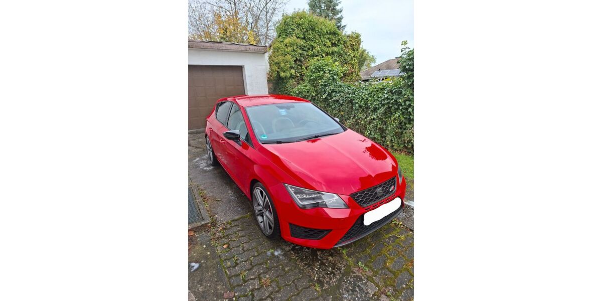 Seat Leon 126.000 km 15.499 &euro; Luckau 15926