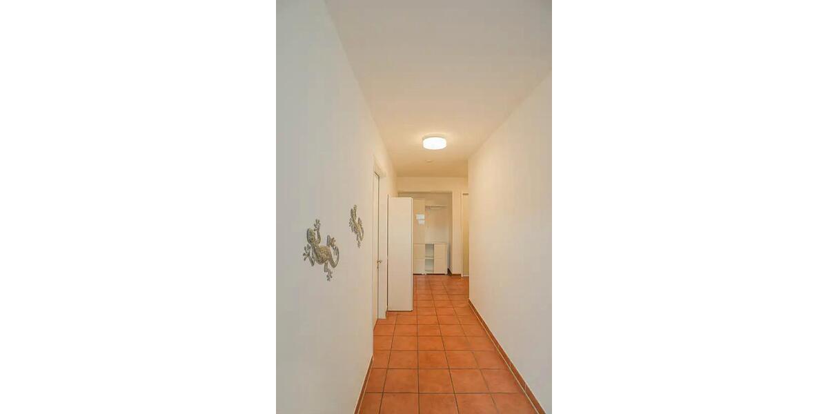 Dachgeschoßwohnung Ludwigshafen am Rhein Mundenheim - 2.5 Zimmer, 75 m&sup2;, 850&euro; | Angebot:26660906