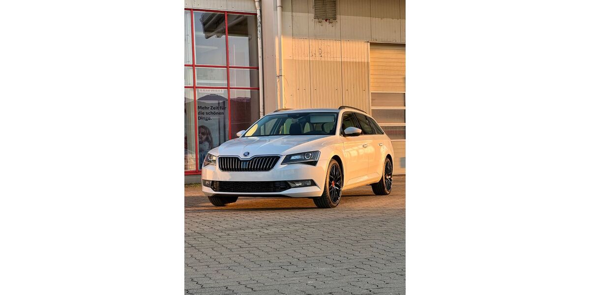 Skoda Superb 191.000 km 16.999 &euro; Aschersleben 06449