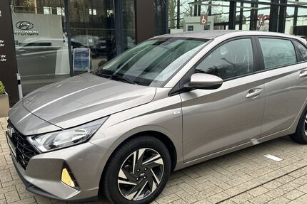 Hyundai i20 37.400 km 14.320 &euro; Espelkamp 32339