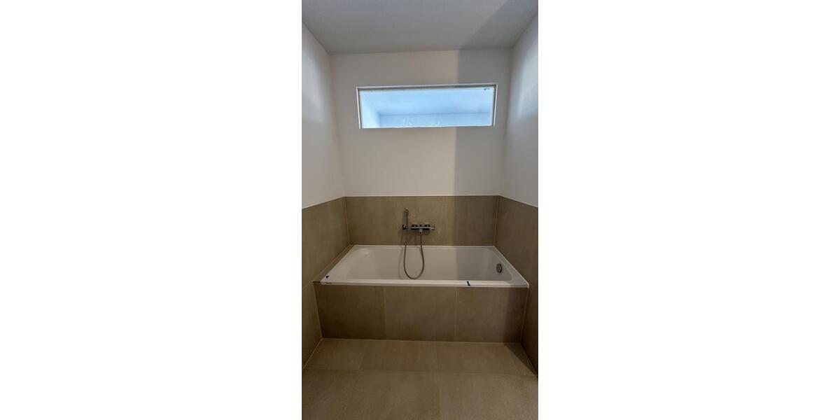 Einfamilienhaus Ludwigsfelde - 3 Zimmer, 141 m&sup2;, 1.960&euro; | Angebot:23081568