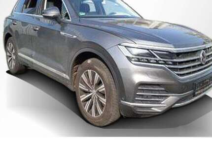 VW Touareg 131.042 km 35.903 &euro; Nürnberg 90411