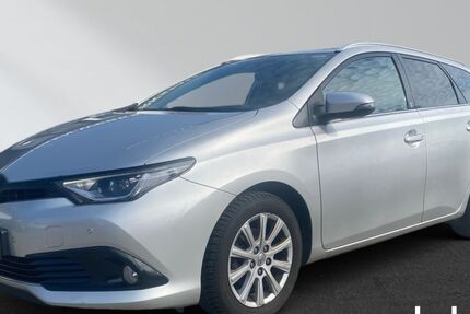 Toyota Auris 108.970 km 13.490 &euro; Kremmen bei Berlin 16766