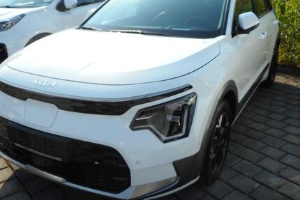 Kia Niro 63.814 km 31.850 &euro; Saarbrücken 66130