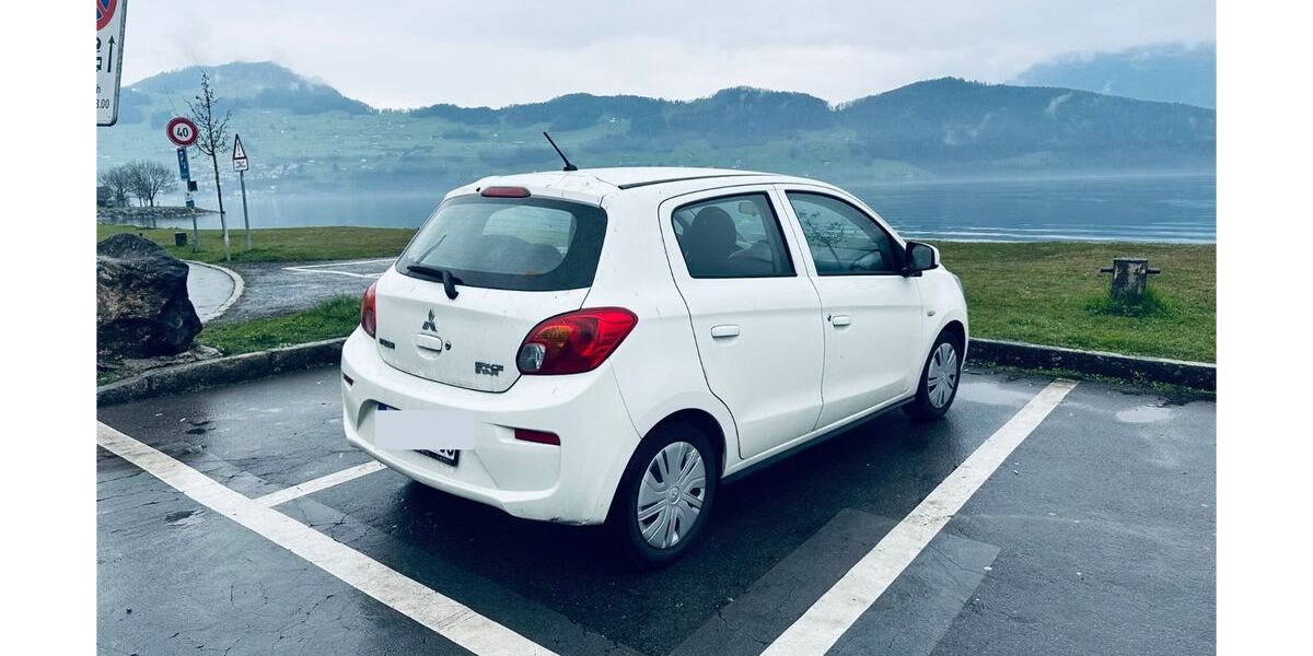 Mitsubishi Space Star 52.500 km 5.200 &euro; Berlin 10785