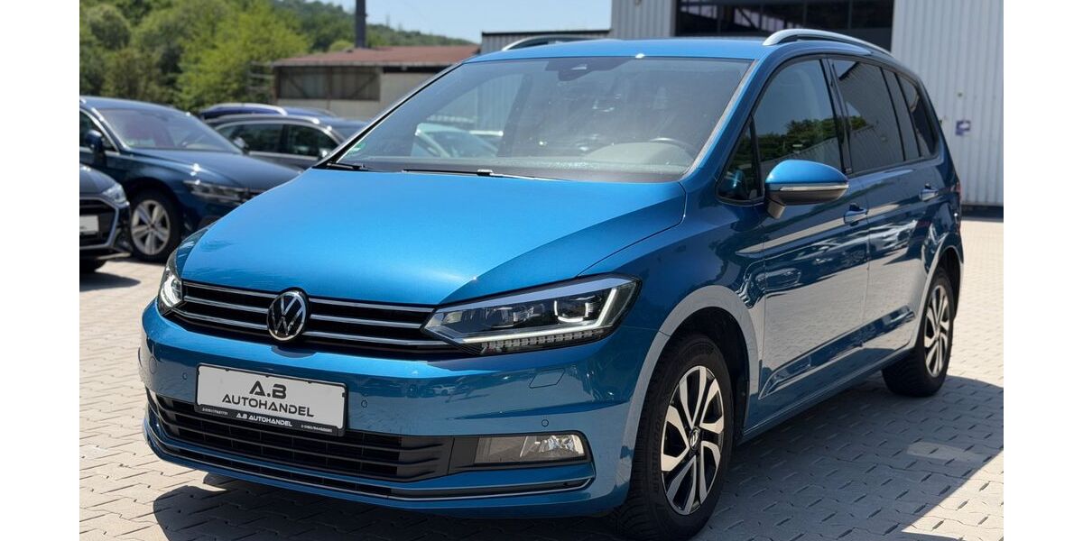 VW Touran 92.500 km 23.390 &euro; Wilden (Siegerland) 57234