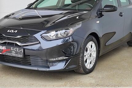 Kia ceed / Ceed 41.755 km 14.869 &euro; Dresden 01157