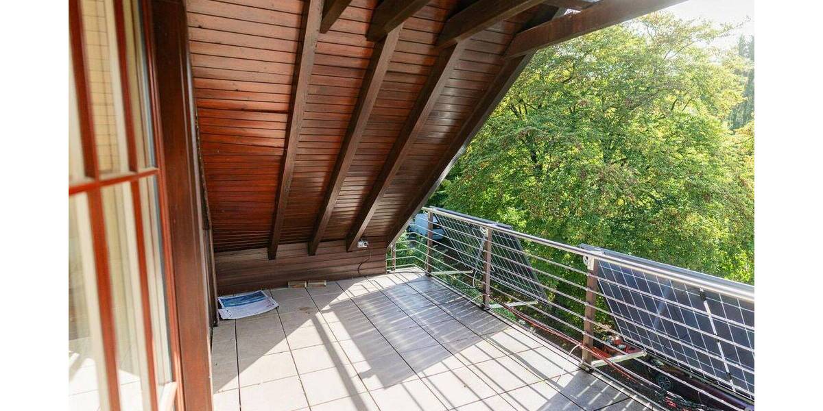 Viel Platz auf 3 Ebenen: großzügige DHH Haus Doppelgarage, PV, naturnahe Lage in Remscheid-Hasten 7 zimmer