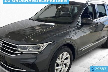 VW Tiguan 66.127 km 26.907 &euro; Krefeld 47829