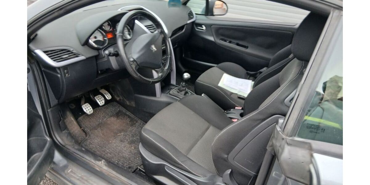 Peugeot 207 180.000 km 5.000 &euro; ludwigshafen 67065