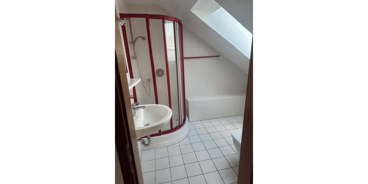 Dachgeschoßwohnung Bad Münder am Deister - 3 Zimmer, 86 m&sup2;, 690&euro; | Angebot:26320686