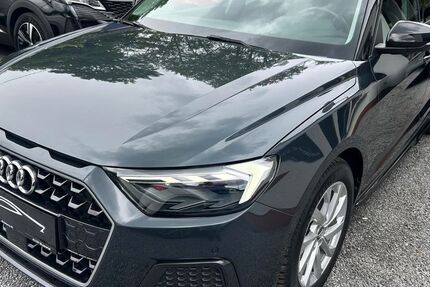 Audi A1 49.135 km 17.450 &euro; Wuppertal 42109