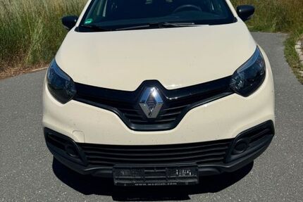 Renault Captur 124.000 km 5.500 &euro; Münchberg 95213