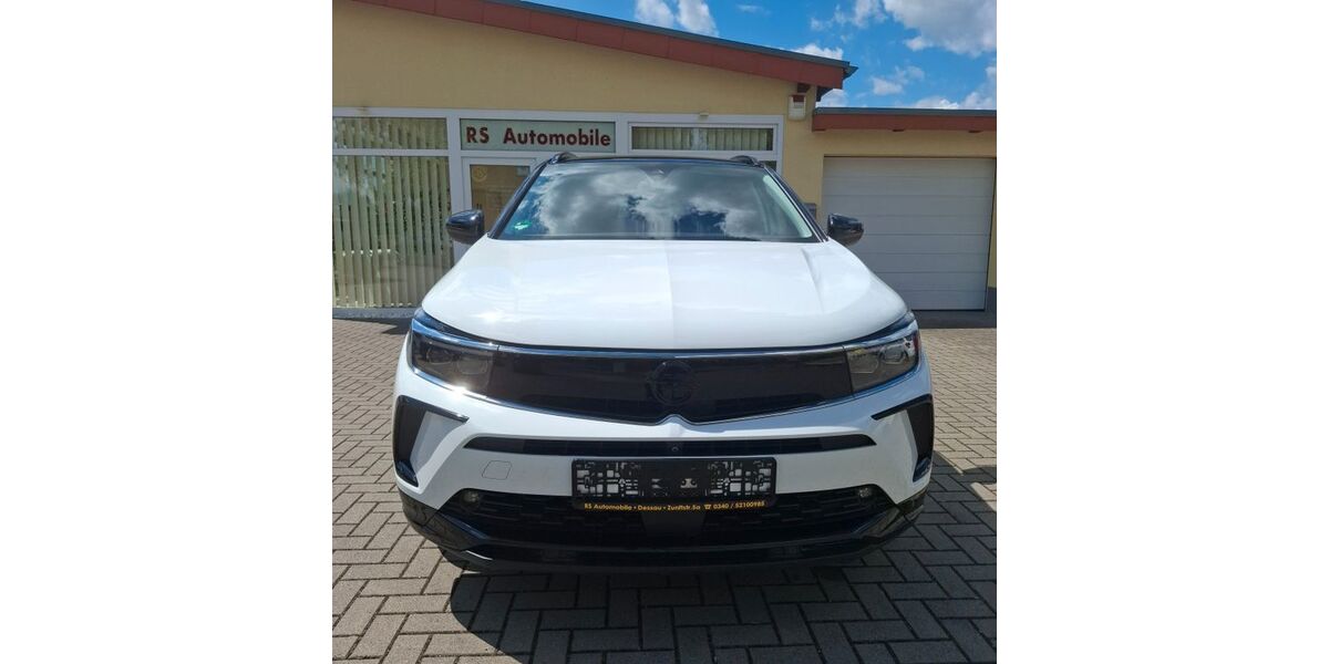 Opel Grandland (X) 15.800 km 18.990 &euro; Dessau 06847