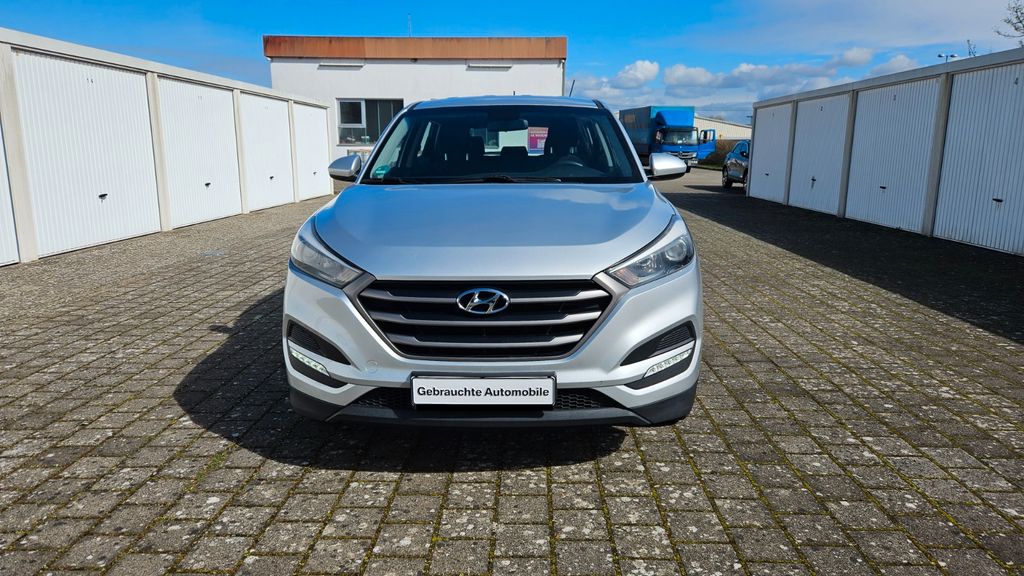 Hyundai TUCSON 174.000 km 10.400 &euro; Kenzingen 79341