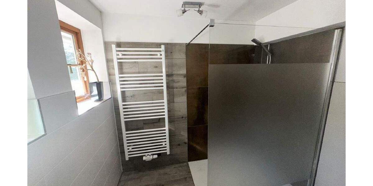 Mehrfamilienhaus, Wohnhaus Friedland Lichtenhagen - 8 Zimmer, 222 m&sup2;, 235.000&euro; | Angebot:25313840