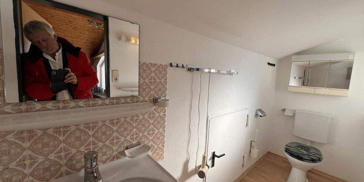 Mehrfamilienhaus, Wohnhaus Bad Füssing Würding - 7 Zimmer, 255 m&sup2;, 850.000&euro; | Angebot:25776956