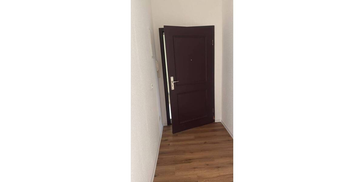 Etagenwohnung Zwickau Bahnhofsvorstadt - 3 Zimmer, 90 m&sup2;, 550&euro; | Angebot:26695006