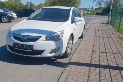 Opel Astra 225.000 km 1.400 &euro; Runkel OT Ennerich 65594