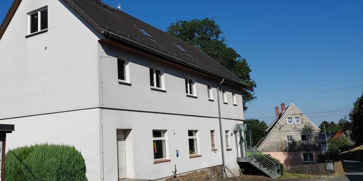 Mehrfamilienhaus mit 3 Wohnungen + 1 Gewerbe oder 1 Wohnung im EG - Mehrfamilienhaus, Wohnhaus Frankenberg | Angebot:26975157