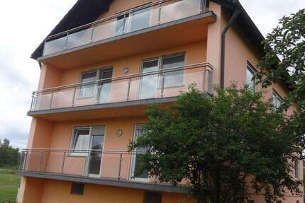 Großes Wohnhaus - für 2-3 Generationen oder gewerbliche Nutzung geeignet 8 zimmer