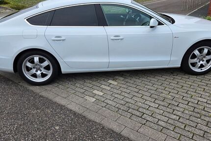 Audi A5 171.500 km 9.000 € Alsdorf 52477