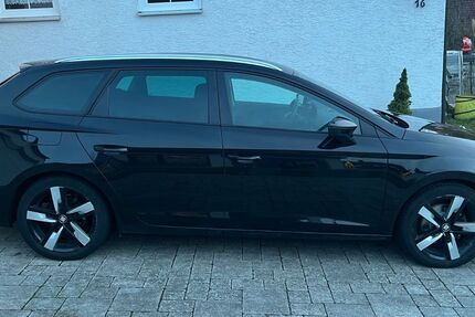 Seat Leon 107.741 km 16.250 &euro; Hiltpoltstein 91355