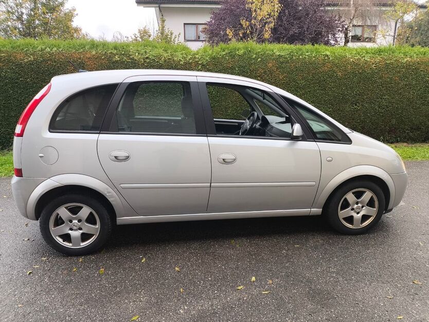 Opel Meriva 197.000 km 2.500 € Ainring 83404