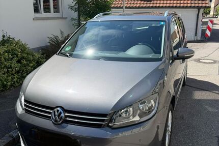 VW Touran 163.000 km 10.800 &euro; Grenzach-Whylen 79639