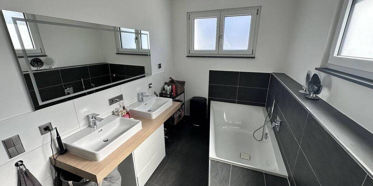 Einfamilienhaus Nußloch - 5 Zimmer, 180 m&sup2;, 1.095.000&euro; | Angebot:26306921