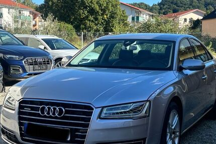 Audi A8 325.000 km 16.099 &euro; Waging am See 83329