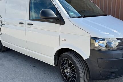 VW T5 Transporter 250.000 km 8.900 &euro; Bad endorf 83093