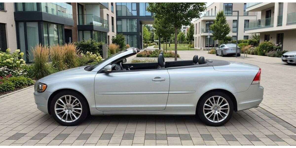 Volvo C70 169.850 km 8.900 &euro; Wiesbaden 65187