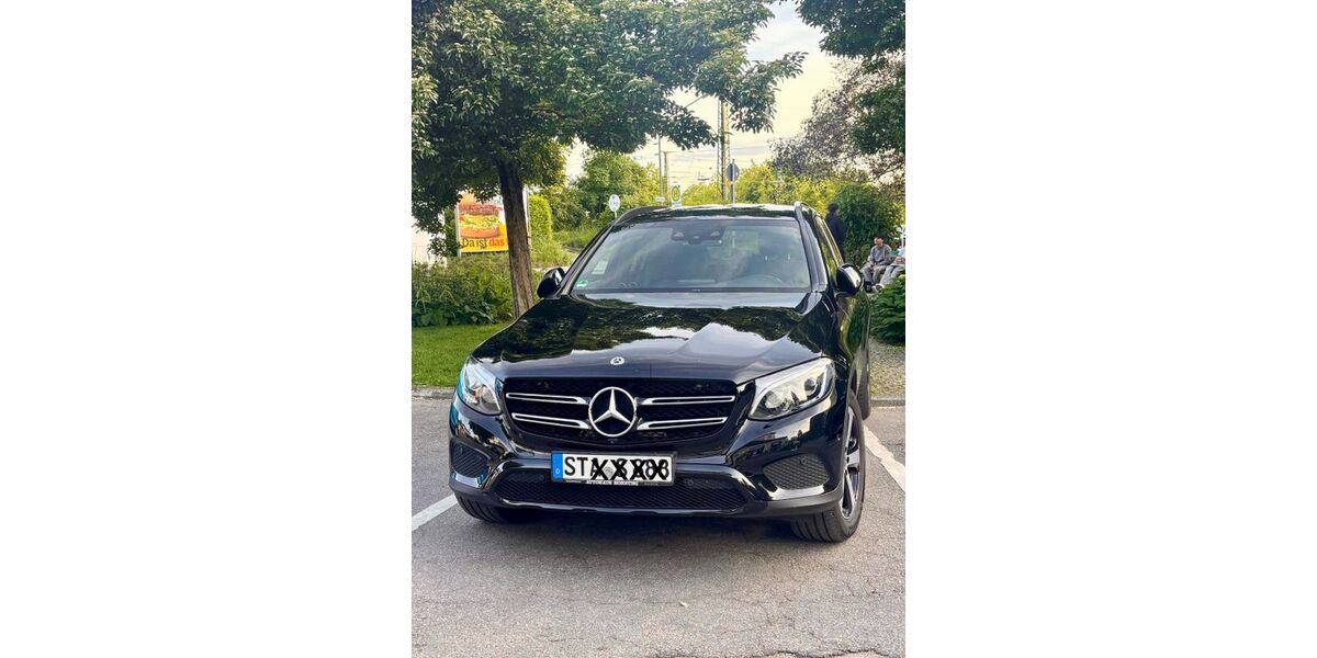 Mercedes-Benz GLC 250 174.582 km 21.900 &euro; Stockdorf 82131