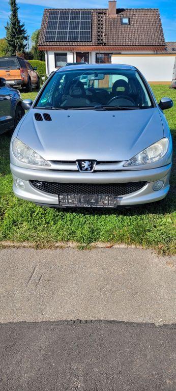 Peugeot 206 169.000 km 1.700 € Aichhalden 78733