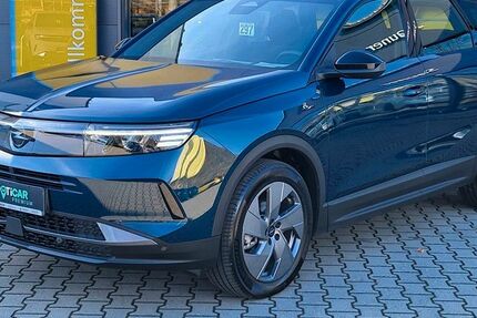 Opel Grandland (X) 17.841 km 24.460 &euro; Kelheim 93309