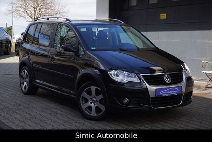 VW Touran 88.000 km 8.650 &euro; Owen 73277