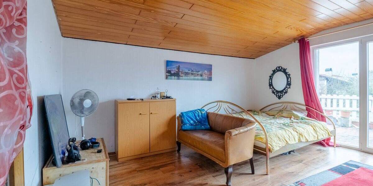 Doppelhaushälfte Wallersdorf - 5 Zimmer, 133 m&sup2;, 160.000&euro; | Angebot:26741961