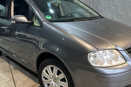 VW Touran 316.800 km 1.550 &euro; Duisburg 47059